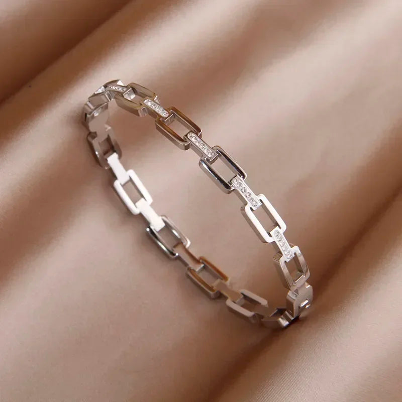 Classic Stainless Steel Hollow Geometric Charm Bracelet for Women Crystal Bracelets Rust-proof Wrist Jewelry Gift Party